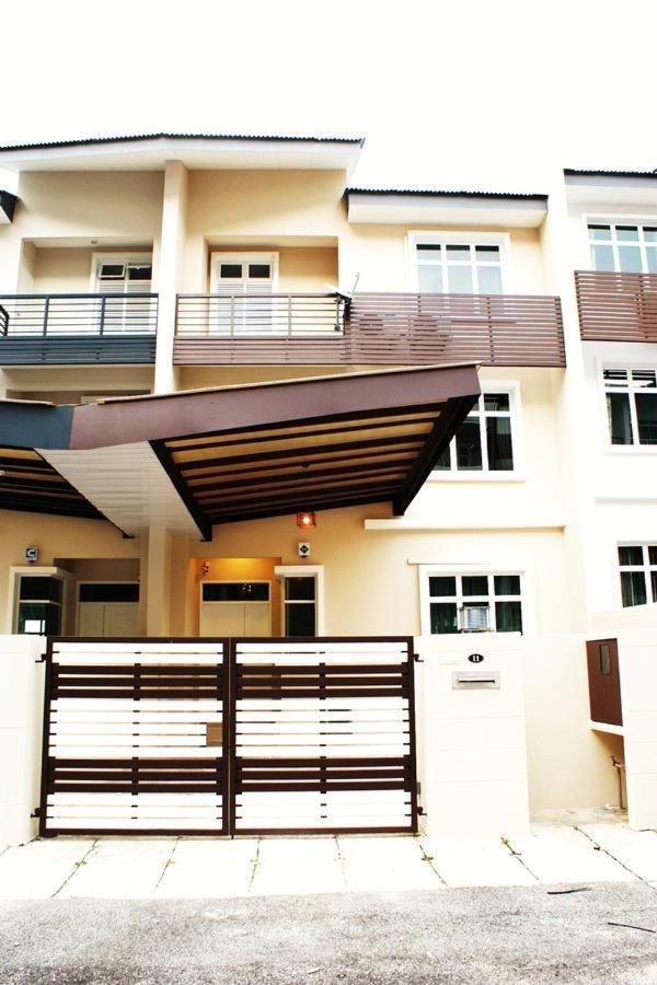 Shamrock Seaview 11 Villa Batu Ferringhi Exterior foto